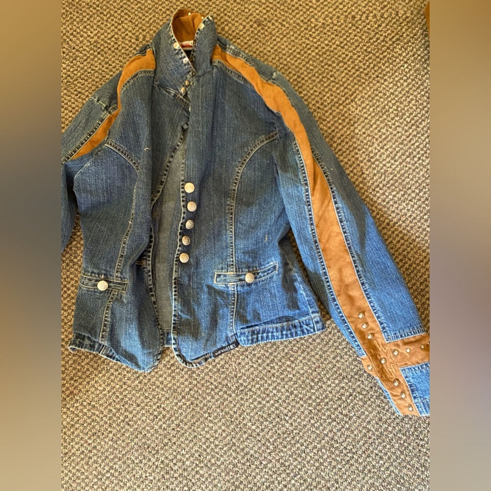 Brand: WESTERNETHICS size: Medium